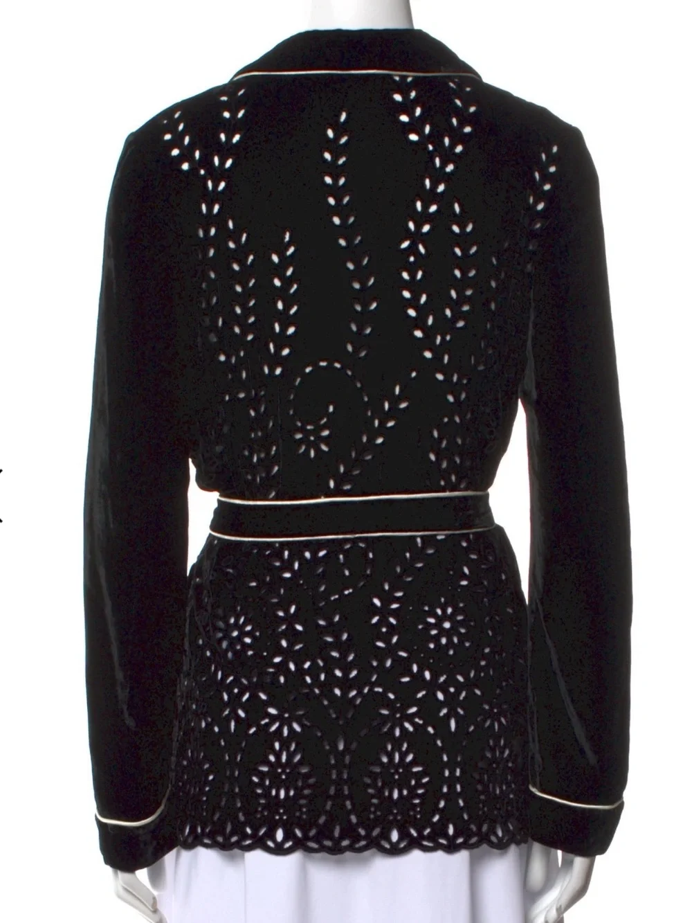 Alberta Ferretti FW 2016 Black Velvet Belted Jacket - Picture 2 of 5